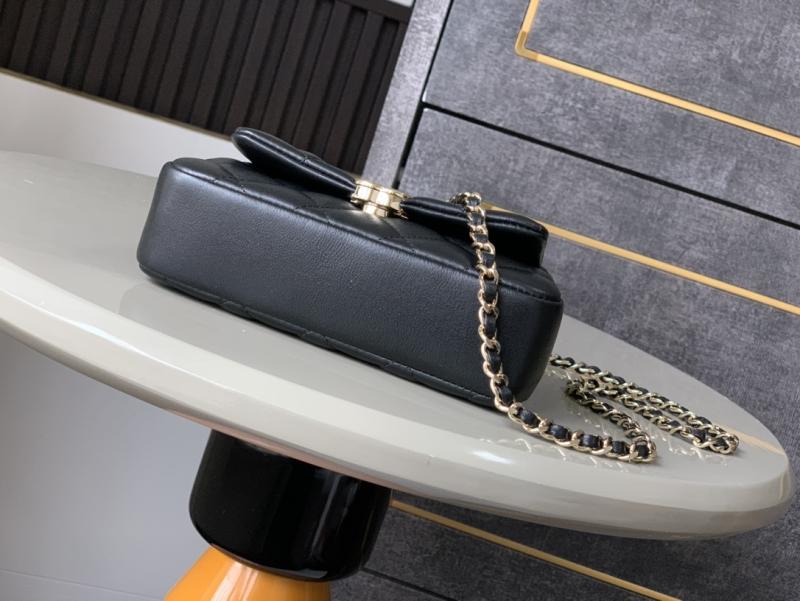 Chanel Clutch With Chain Black AP4593