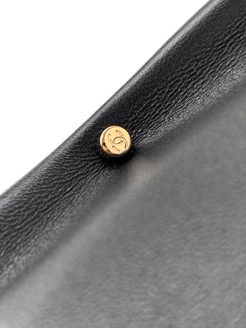 Chanel Clutch With Chain Black AP4613