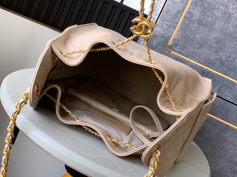 Chanel Grained Calfskin 25 Medium Handbag Beige AS5311