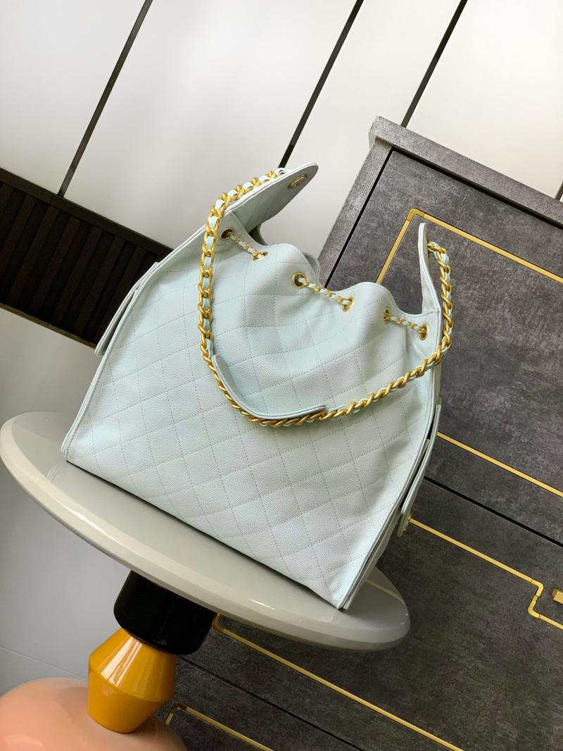 Chanel Grained Calfskin 25 Medium Handbag Green AS5311