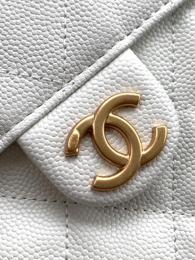Chanel Grained Calfskin 25 Medium Handbag White AS5311