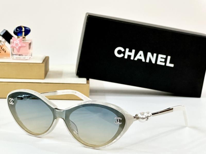 Chanel Sunglasses A95101