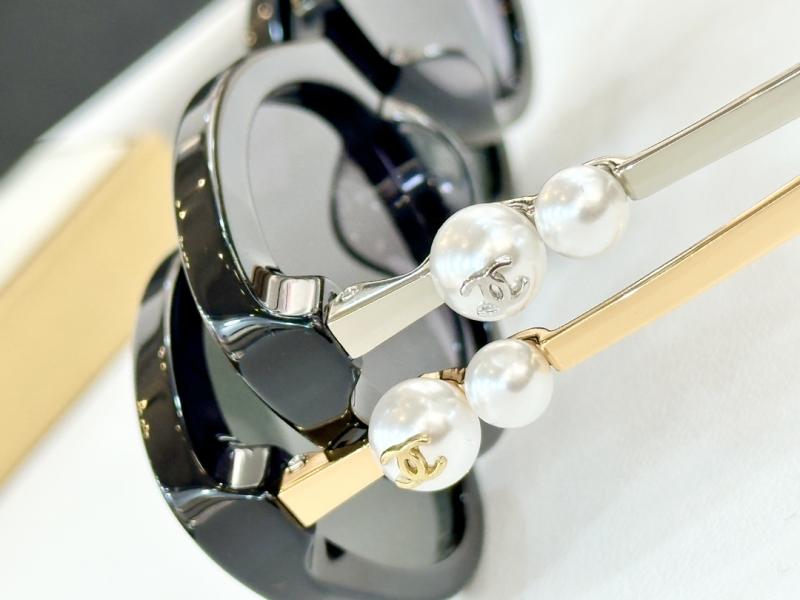 Chanel Sunglasses A95101