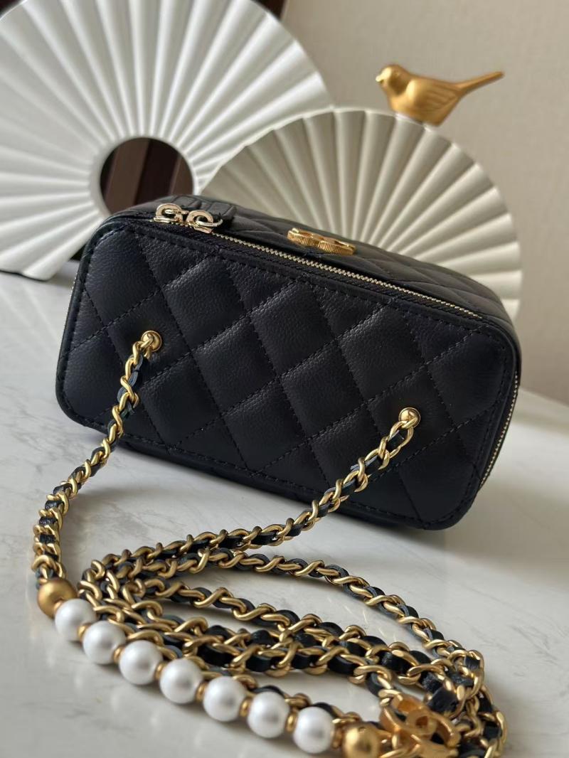 Chanel Vanity Case Black A66045
