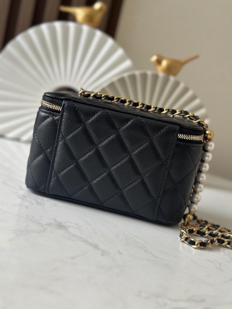 Chanel Vanity Case Black A66045