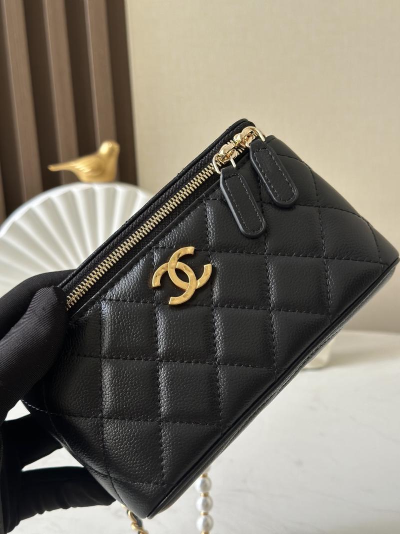 Chanel Vanity Case Black A66045