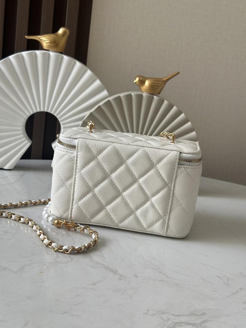 Chanel Vanity Case White A66045