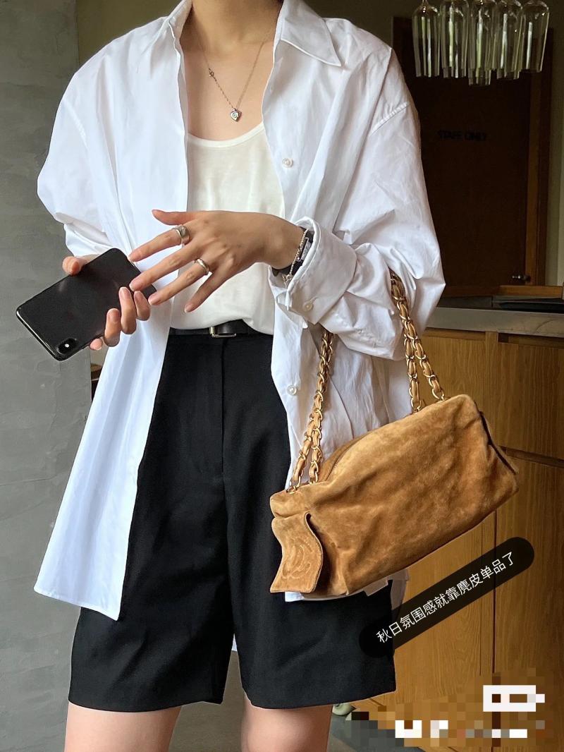 Chanel Vintage CC Bag Camel AS2020