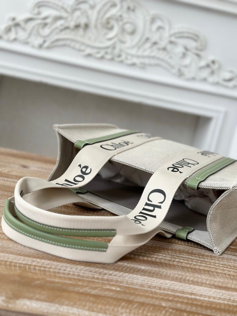 Chloe Woody tote bag in Cotton Canvas Green C7565