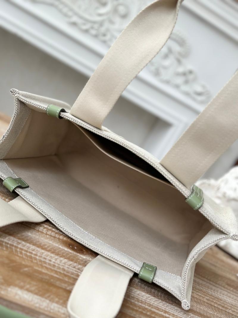 Chloe Woody tote bag in Cotton Canvas Green C7565