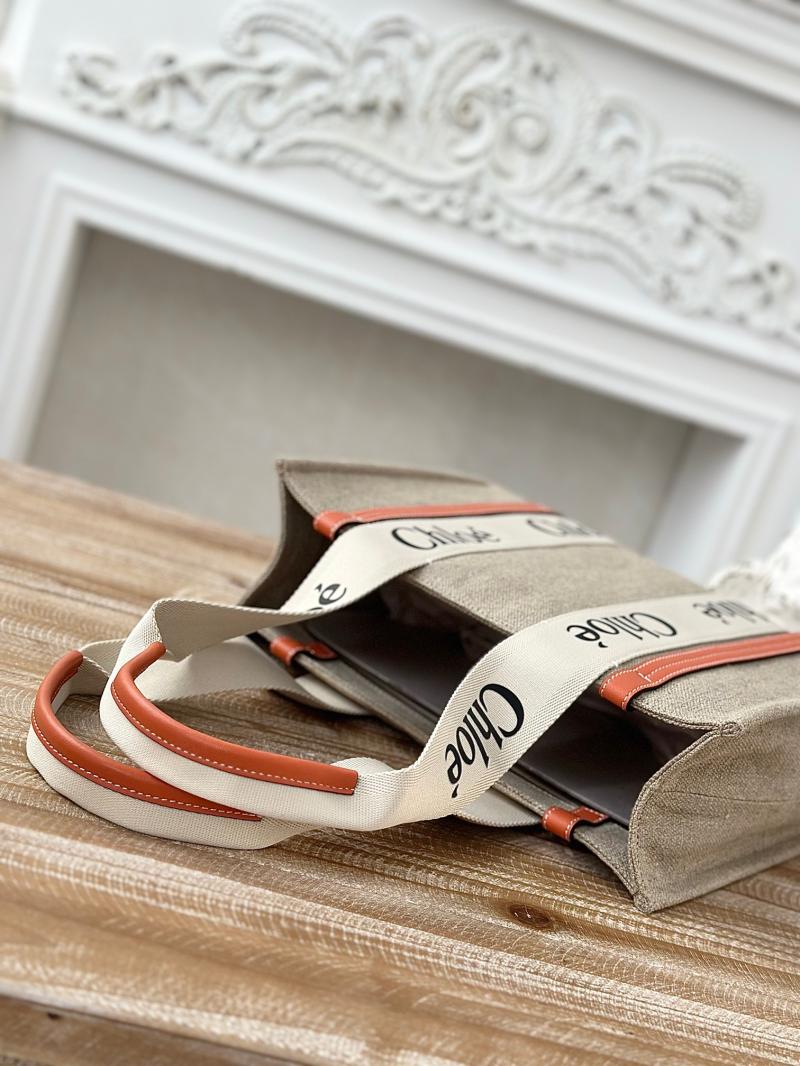 Chloe Woody tote bag in Linen Canvas Orange C7567