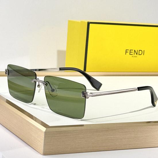 Fendi Sunglasses FE40165U