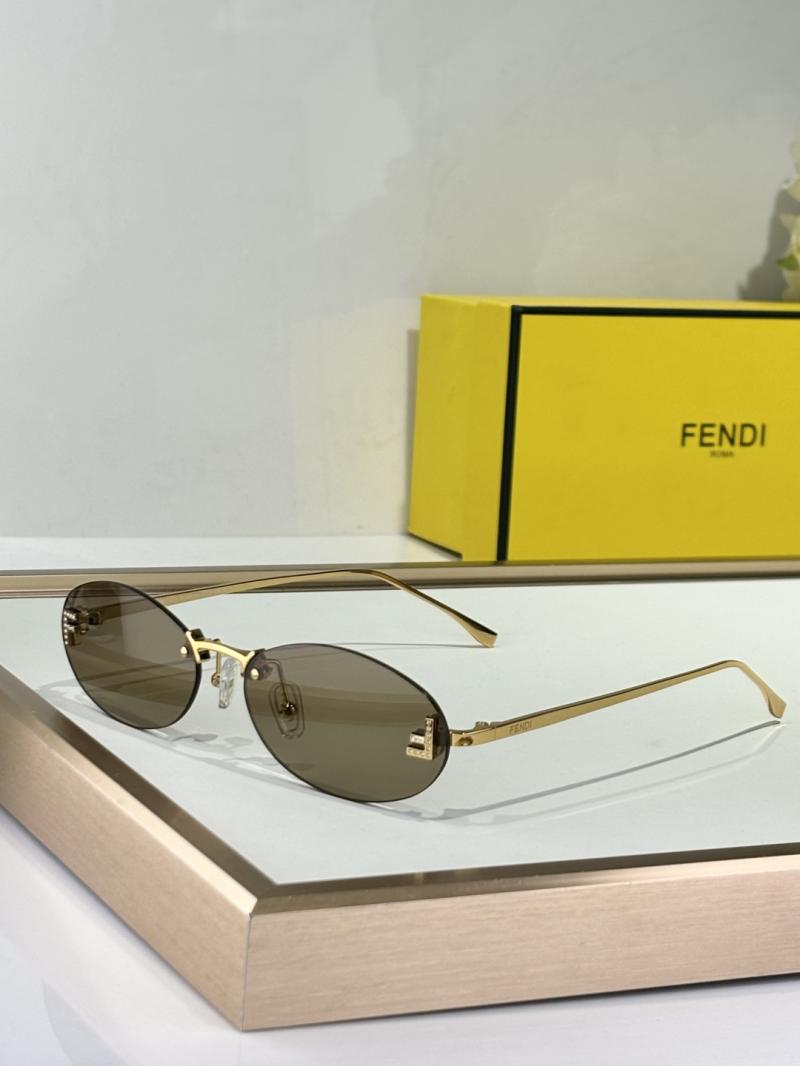 Fendi Sunglasses FE4075US