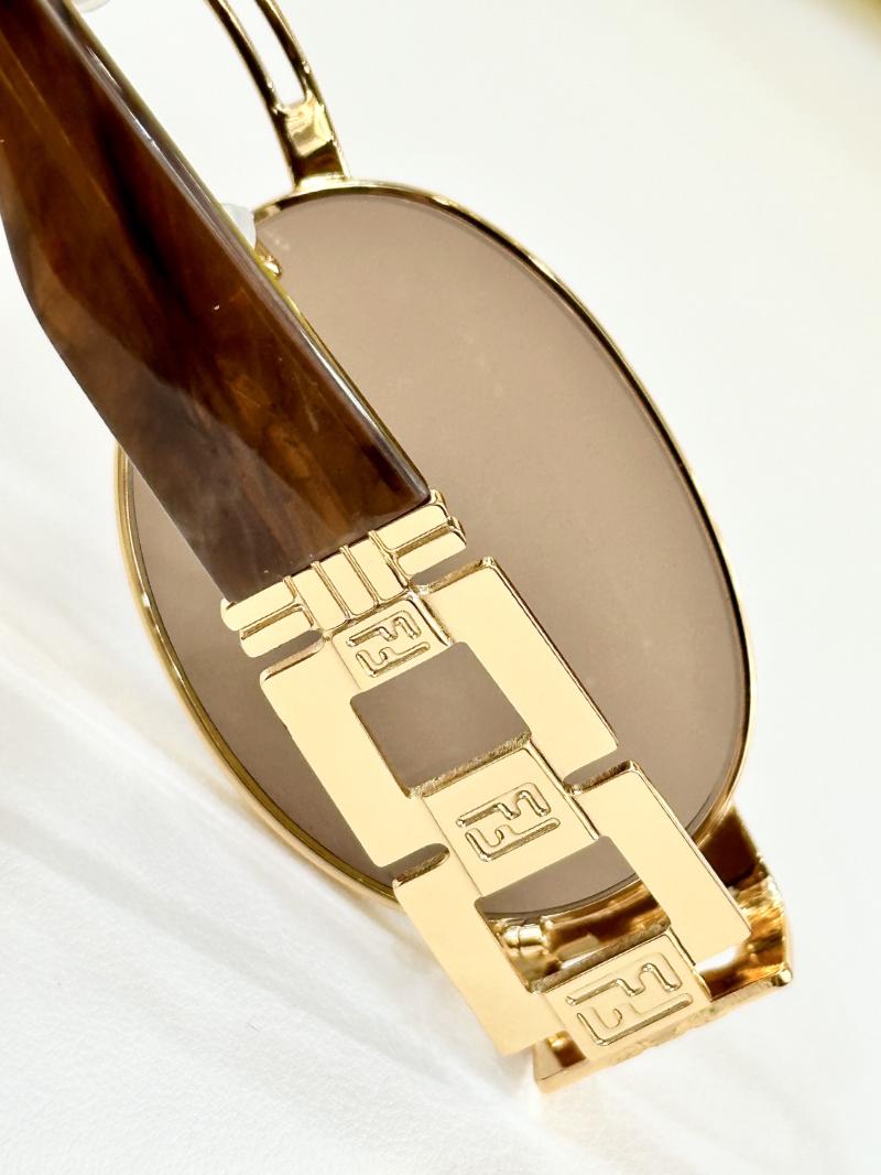 Fendi Sunglasses SL 7076