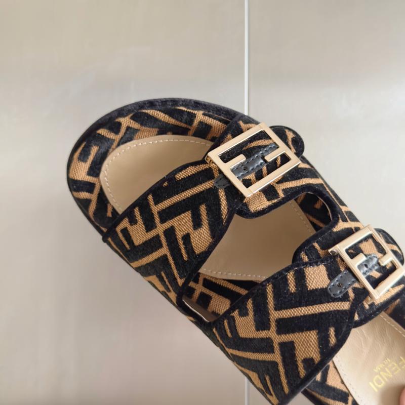 Fendi Unisex Sandals SFU41507
