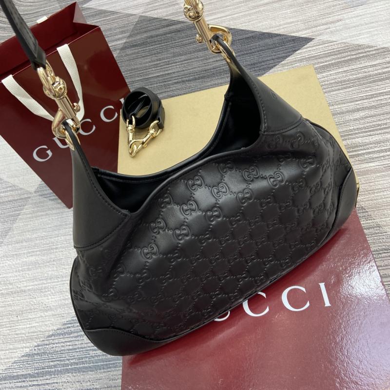 Gucci B medium shoulder bag Black 834981