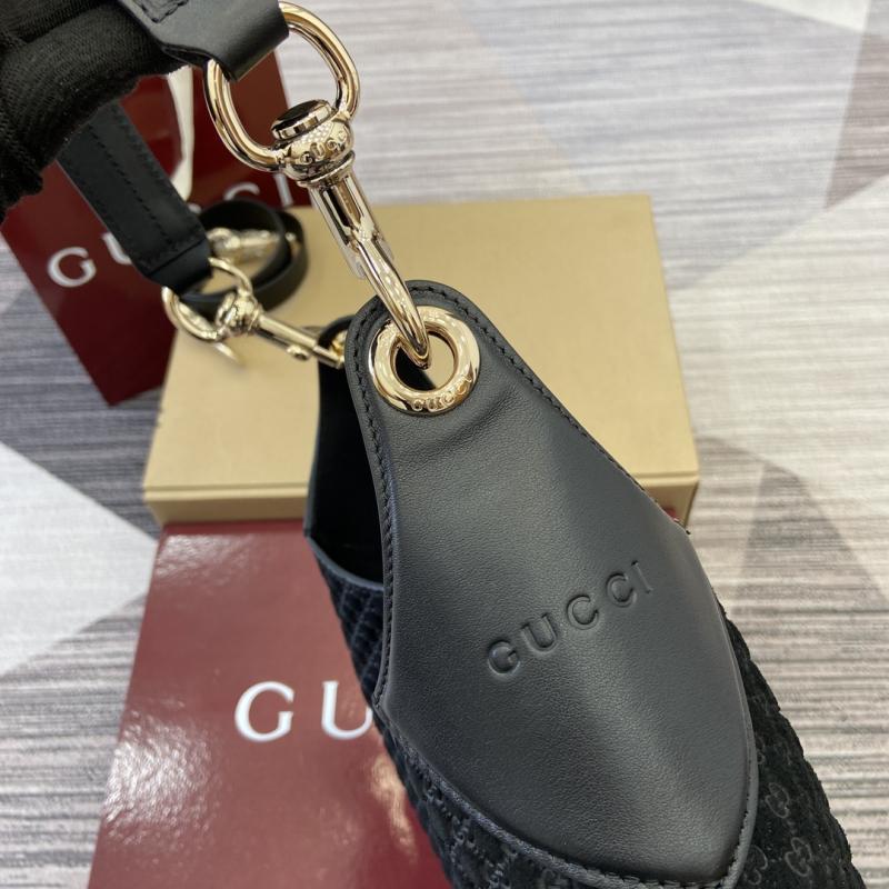 Gucci B medium suede shoulder bag Black 834981