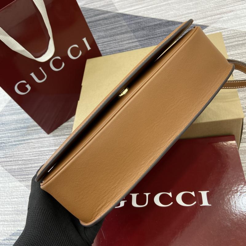 Gucci Canvas Blondie large top handle bag 815716