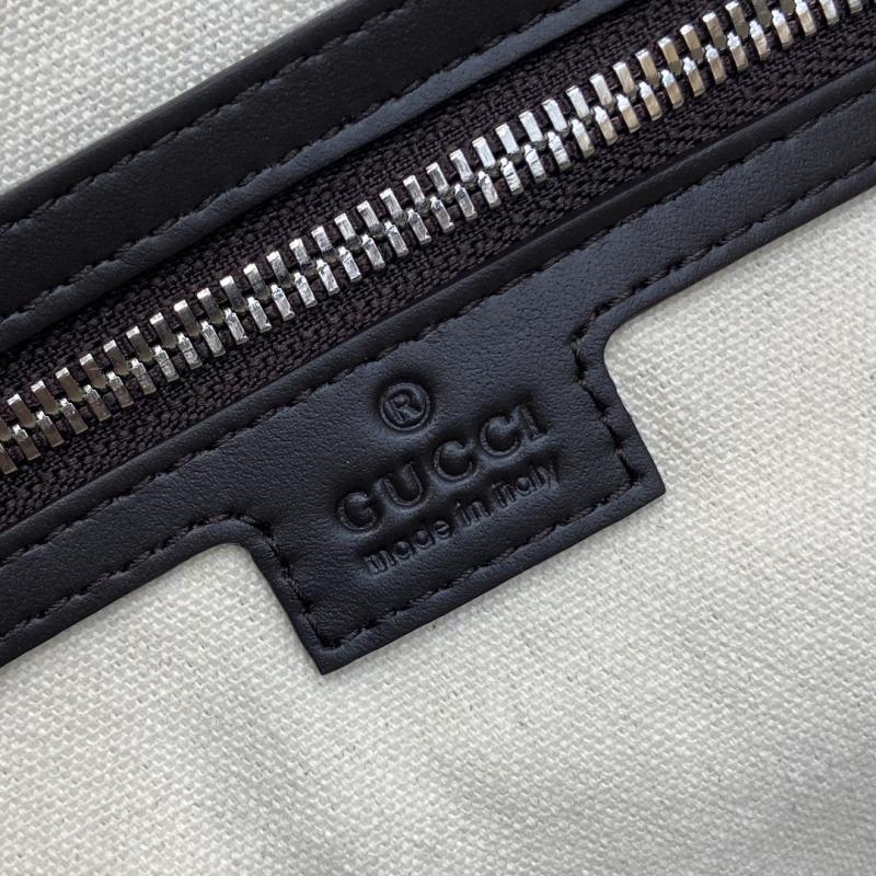Gucci GG canvas medium duffle bag Black 821668