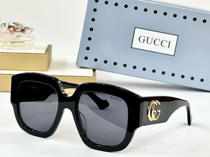 Gucci Sunglasses GG1546S