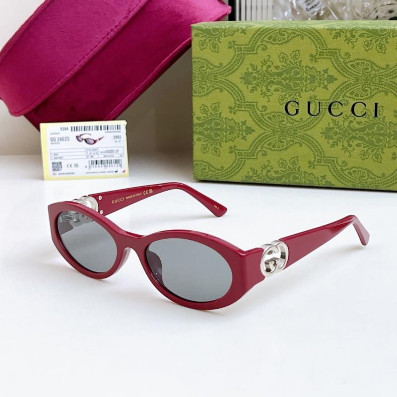 Gucci Sunglasses GG1662