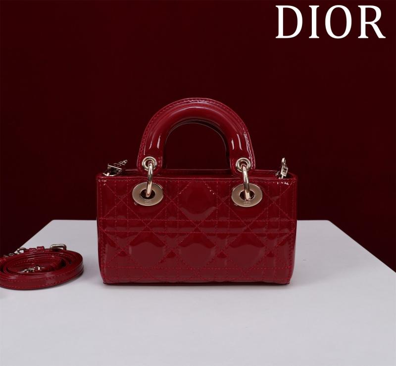 Lady D-Joy Patent Micro Bag Red M0542