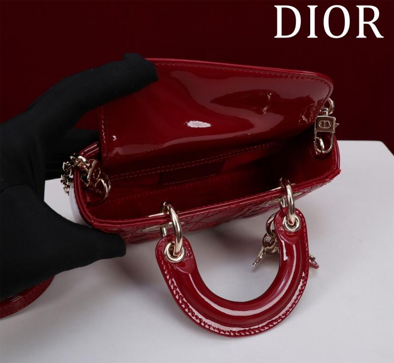 Lady D-Joy Patent Micro Bag Red M0542