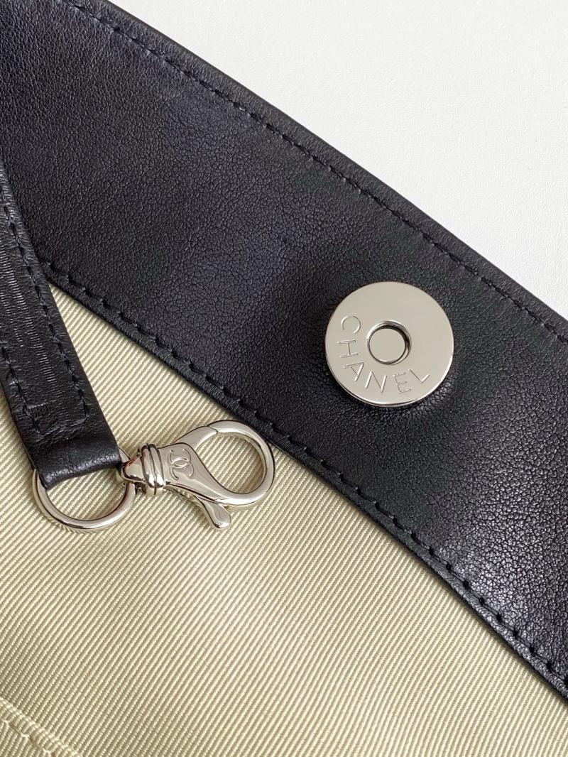 Large Chanel Calfskin Shoulder Bag Black AS3566