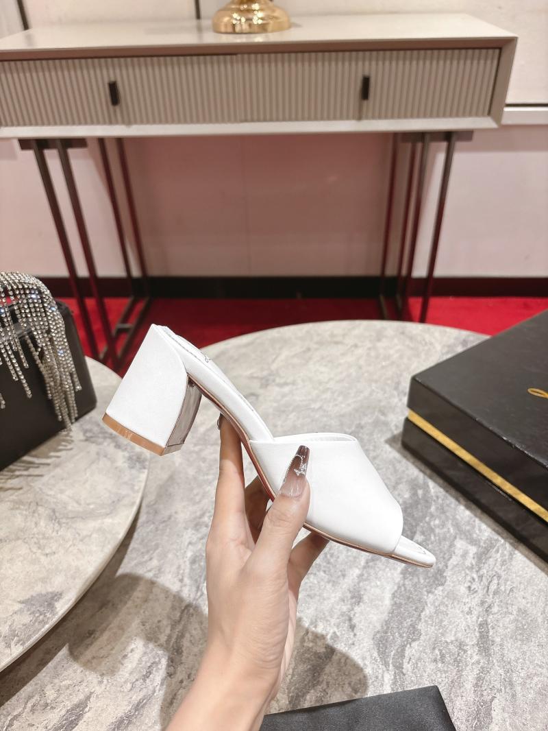Louboutin Sandals SCLS51001
