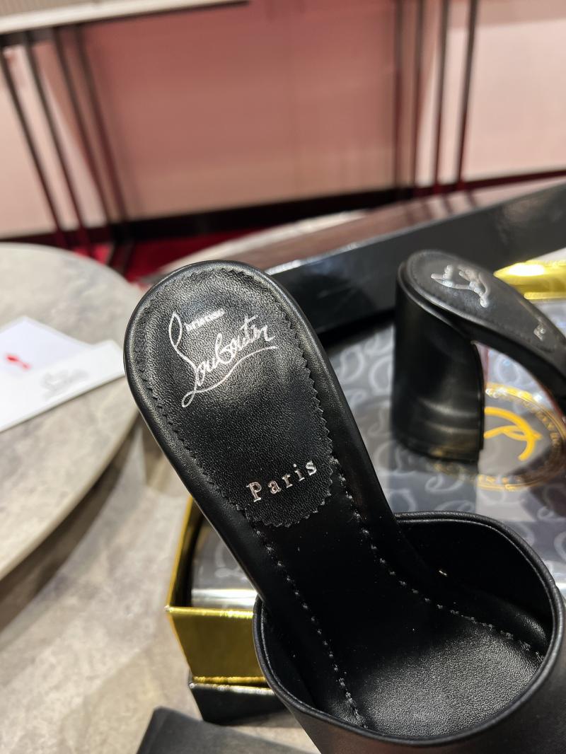Louboutin Sandals SCLS51003