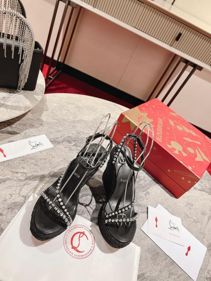 Louboutin Wedge Sandals SCLS51331