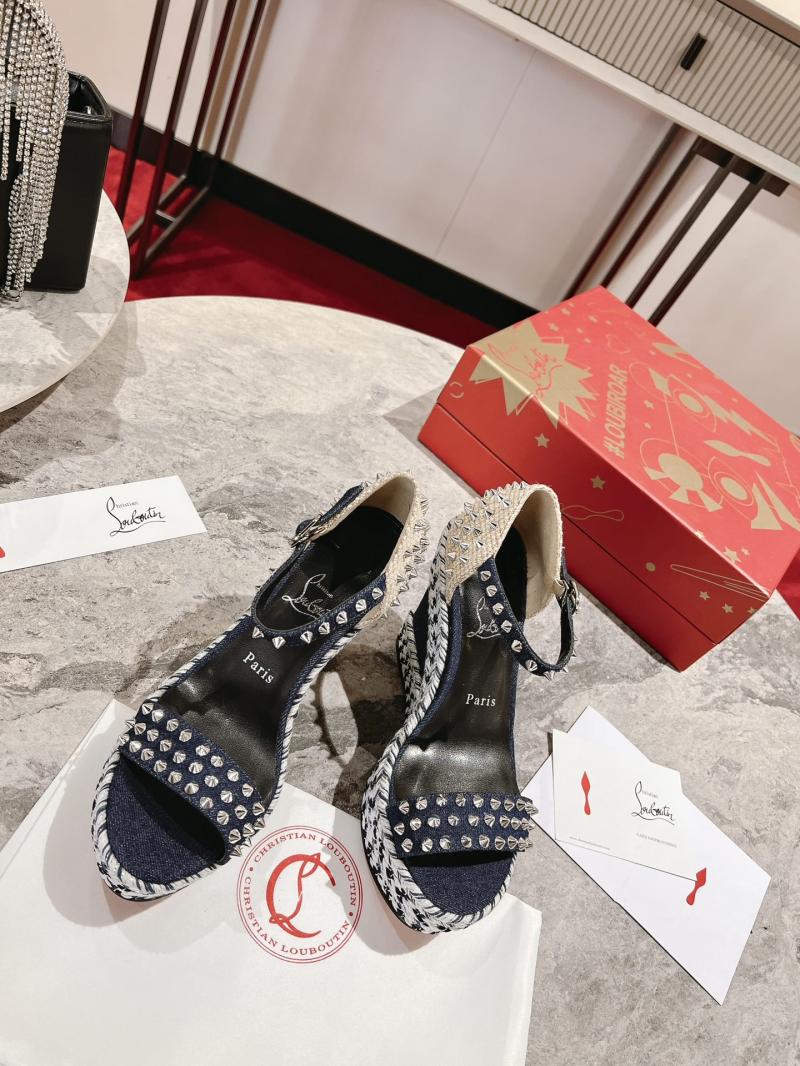 Louboutin Wedge Sandals SCLS51336