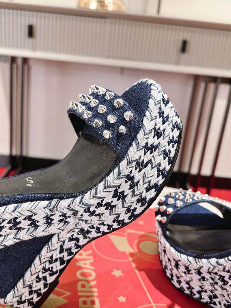 Louboutin Wedge Sandals SCLS51336