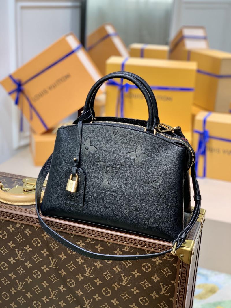 Louis Vuitton Petit Palais M58916