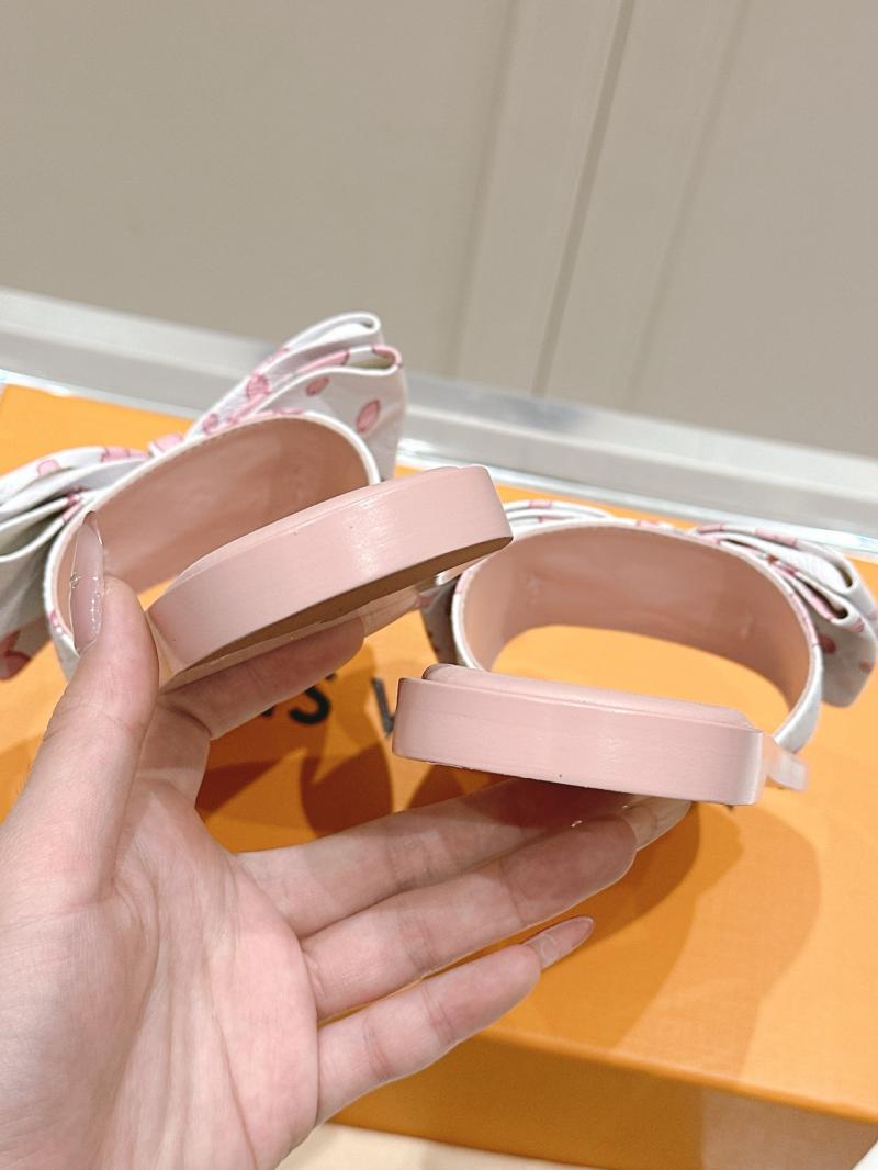 Louis Vuitton Sandals SLS42610