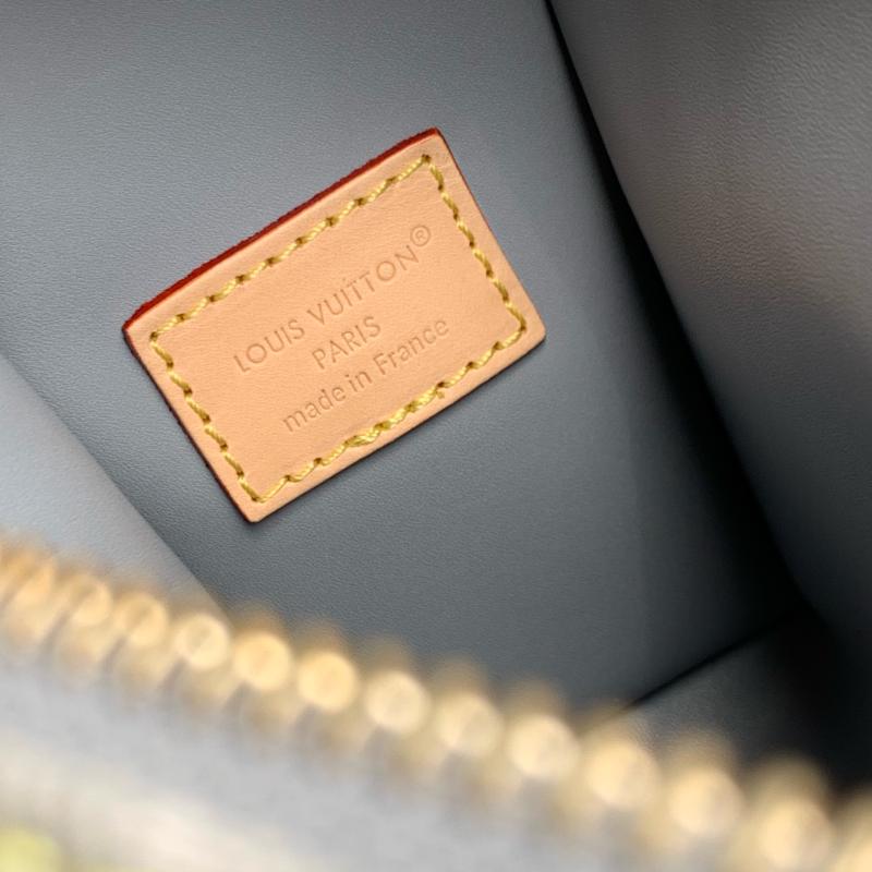 Louis Vuitton Side Trunk MM M13285