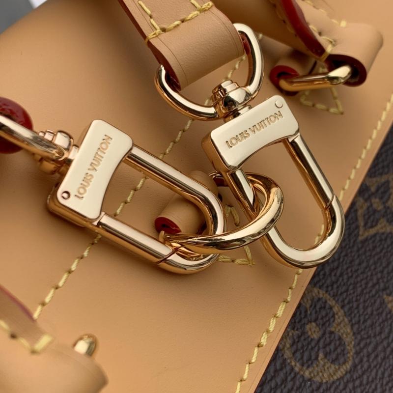 Louis Vuitton Soho MM M14653