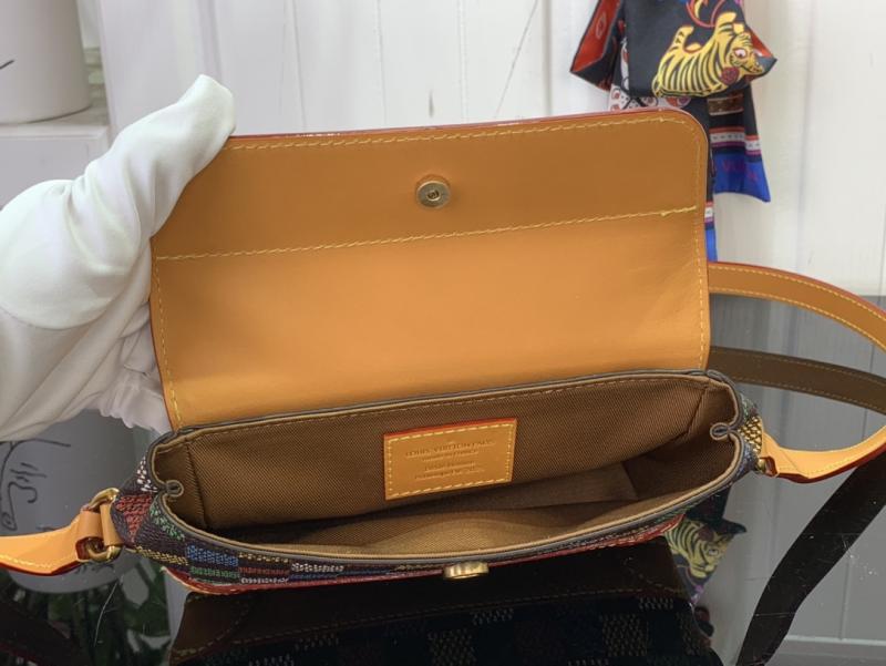 Louis Vuitton Steamer East West Wearable Wallet N00187