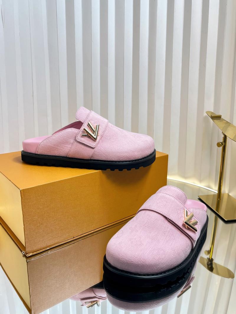 Louis Vuitton Unisex Slippers SLU41802