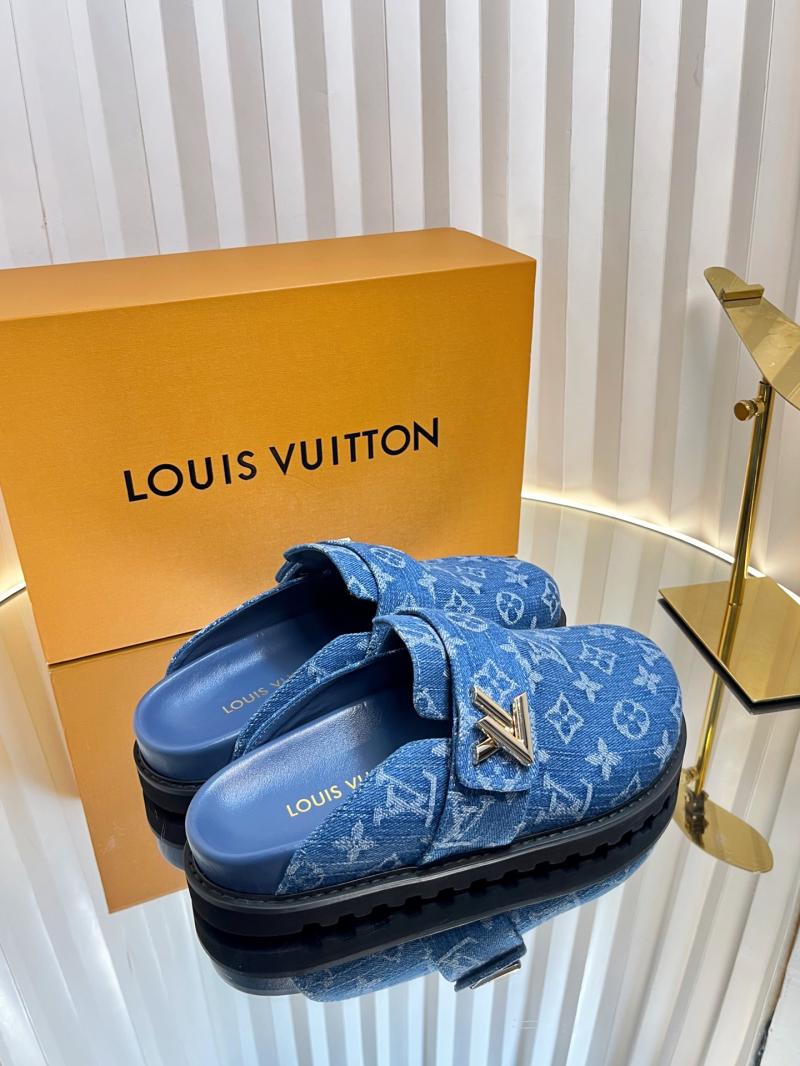Louis Vuitton Unisex Slippers SLU41803