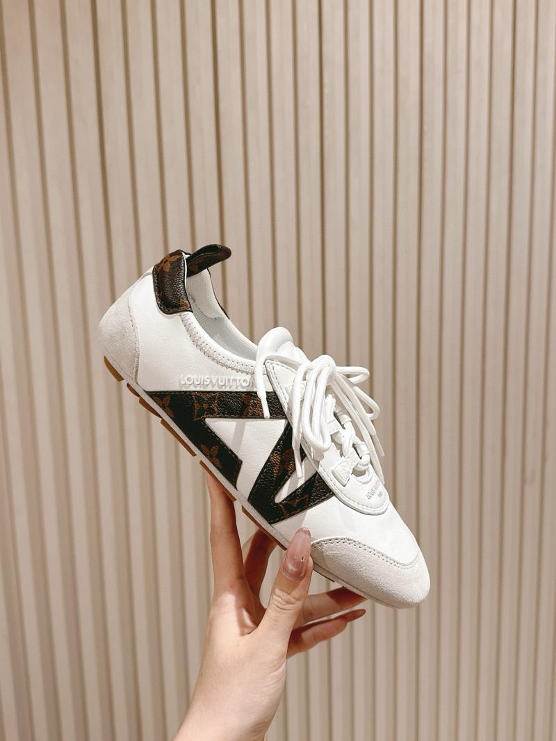 Louis Vuitton Unisex Sneakers SLS42301