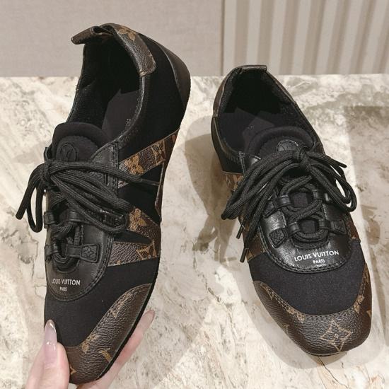 Louis Vuitton Unisex Sneakers SLS42303
