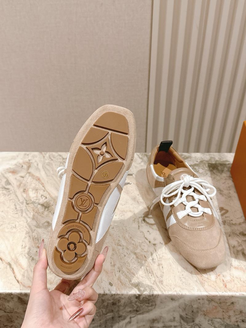 Louis Vuitton Unisex Sneakers SLS42304