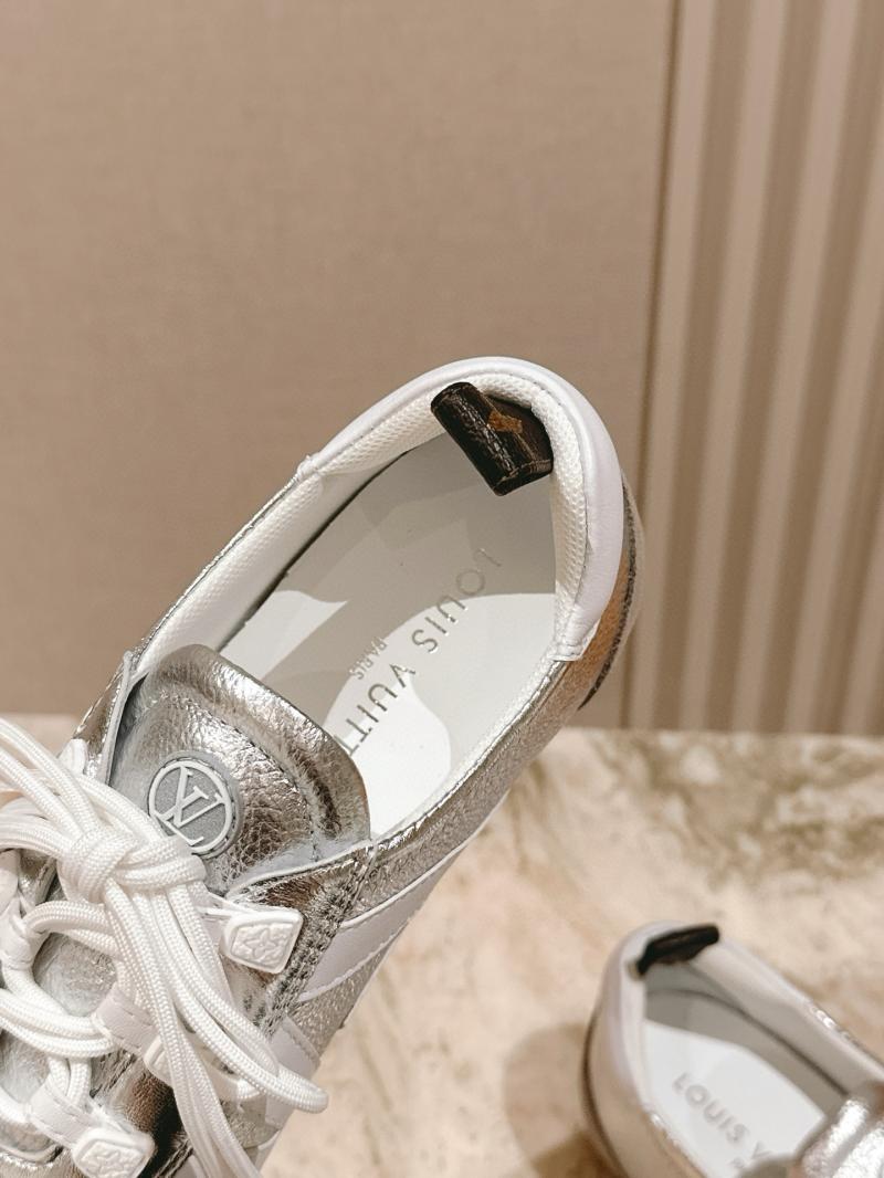 Louis Vuitton Unisex Sneakers SLS42306