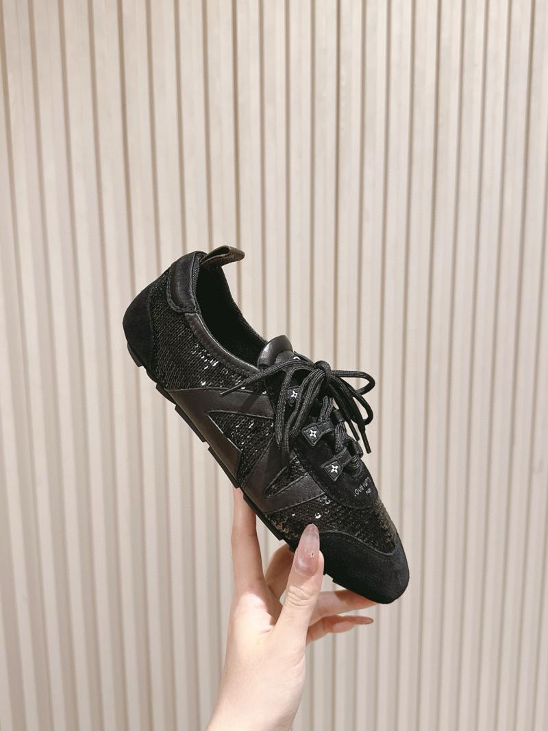 Louis Vuitton Unisex Sneakers Black SLS42309