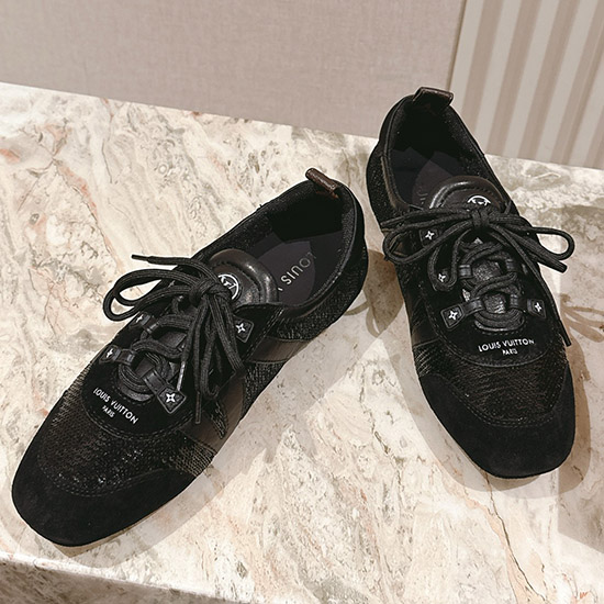 Louis Vuitton Unisex Sneakers Black SLS42309