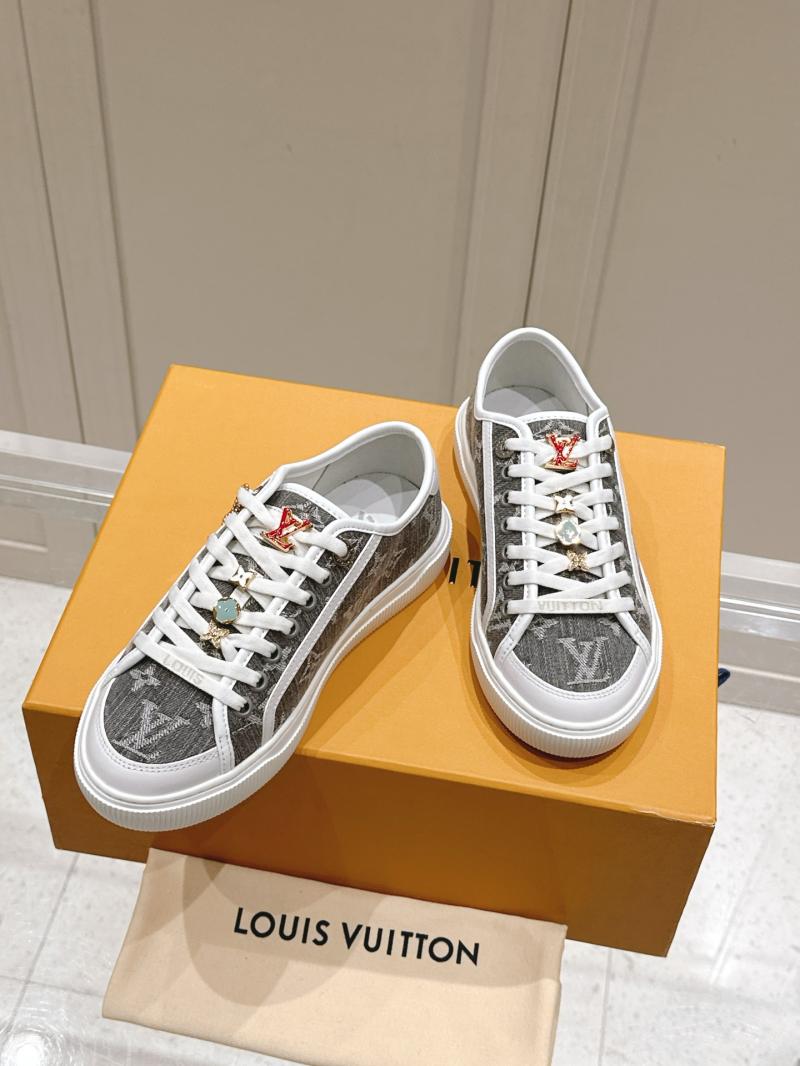 Louis Vuitton Unisex Sneakers SLU41501
