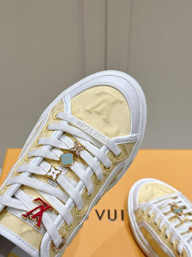 Louis Vuitton Unisex Sneakers SLU41503
