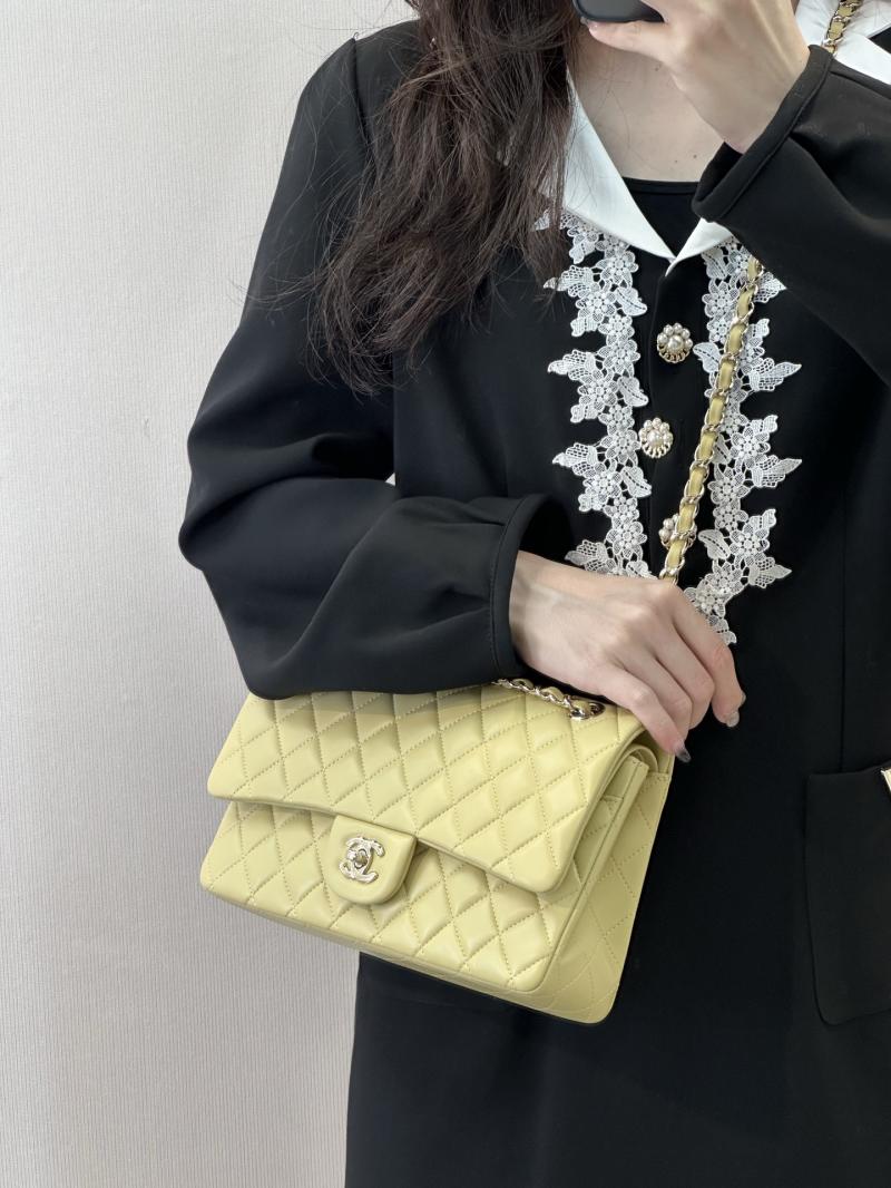 Medium Chanel Lambskin Flap Bag Yellow A01112