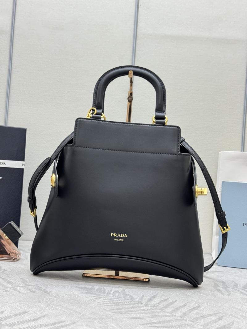 Medium Prada Carey leather bag Black 1BG567